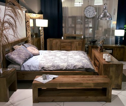Drewniane proste łóżko ze stelażem 160x200 mango toffi